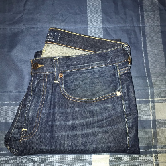 Lucky Brand 121 Heritage Slim Jeans 33 x 32